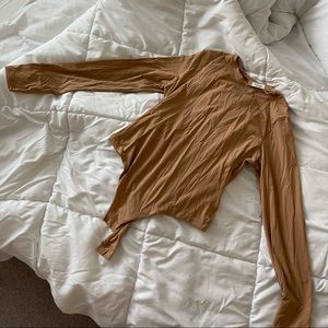 SKIMS FITS EVERYBODY LONG SLEEVE CREW NECK BODYSUIT